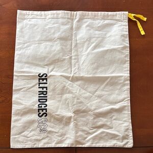 Cream Travel Bag‎